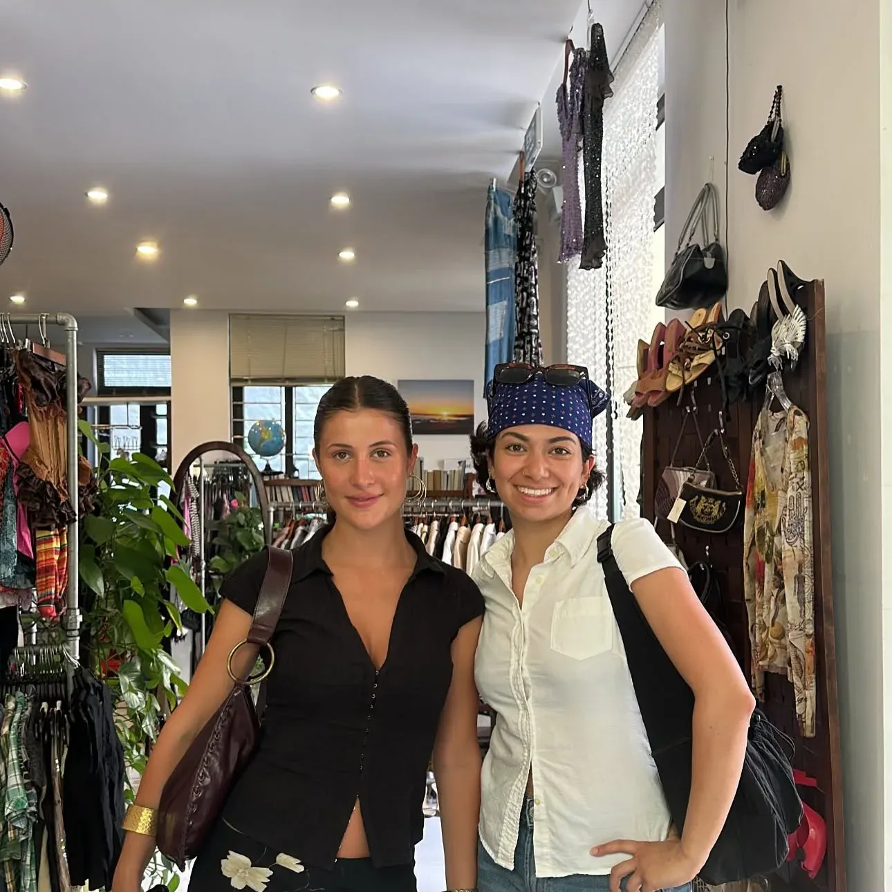 Customer look at Yen May Vintage, Da Nang, photo 15