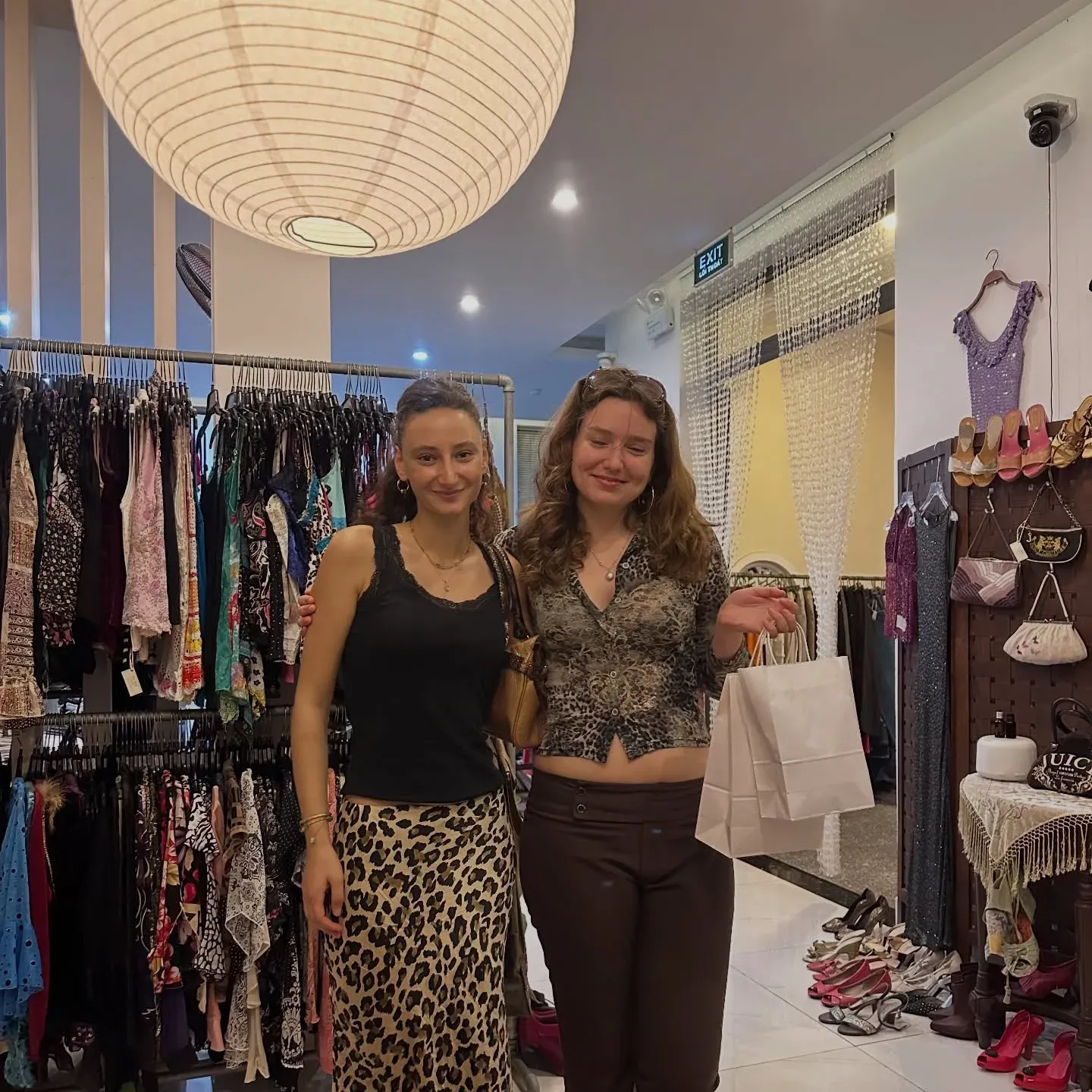 Customer look at Yen May Vintage, Da Nang, photo 41