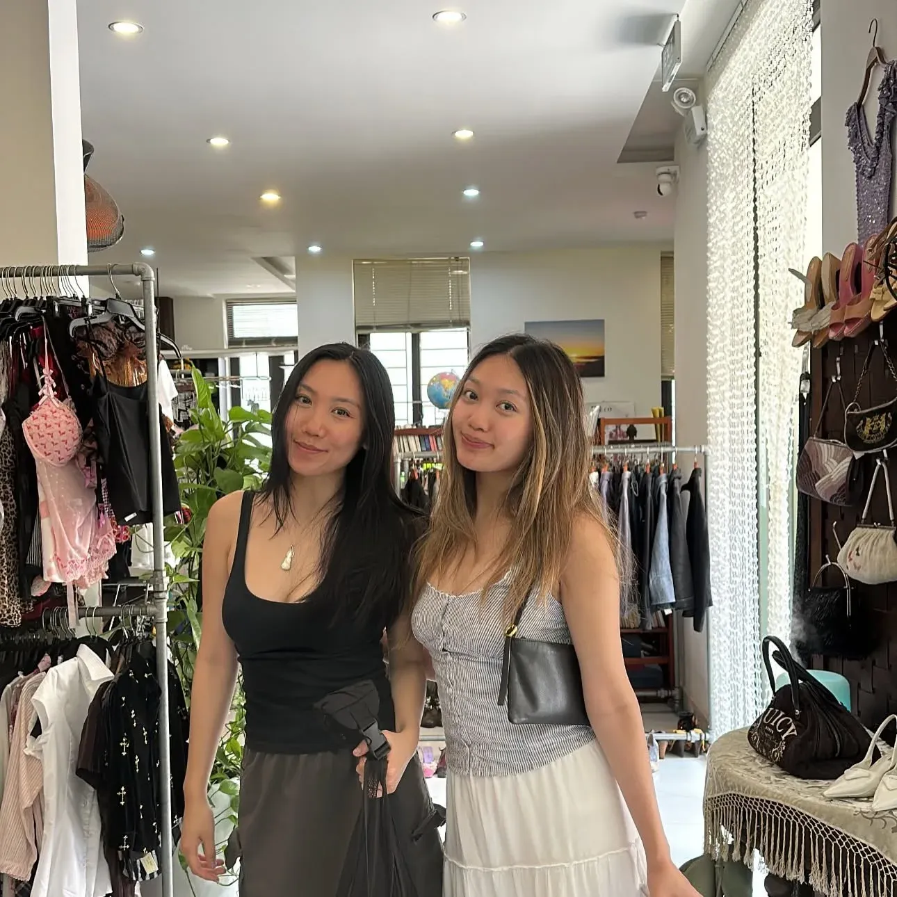 Customer look at Yen May Vintage, Da Nang, photo 64