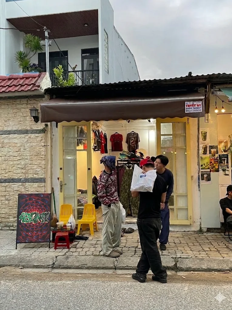43DMT.THRIFT shop image in Da Nang