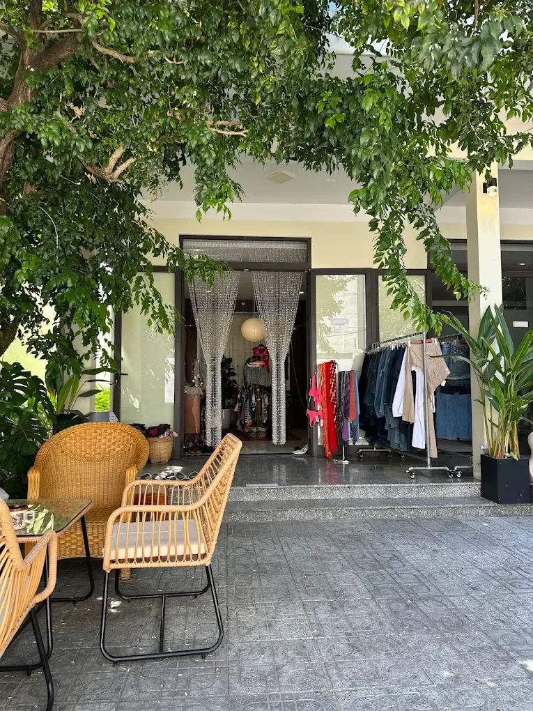 Yen May Vintage clothing rails and accessories in Da Nang