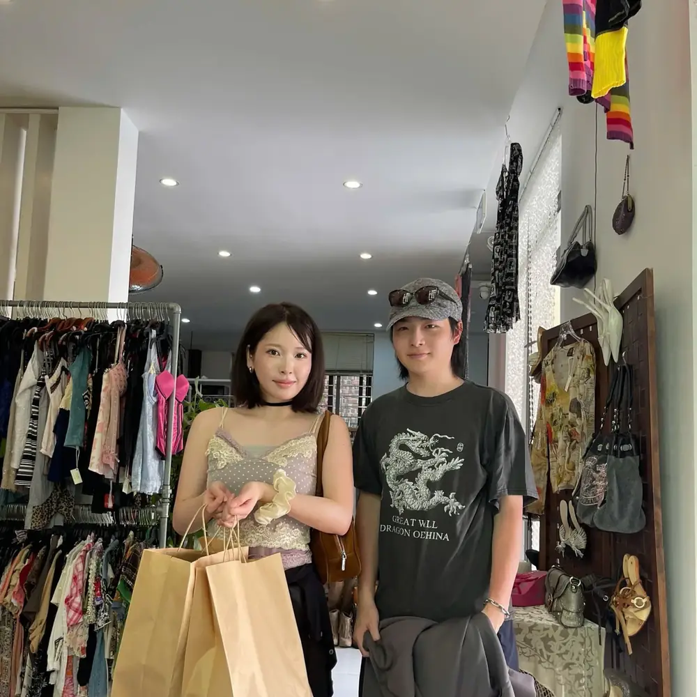 Customer visiting Yen May Vintage in Danang